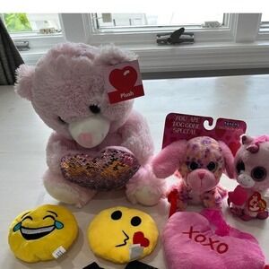 Plush Love Lot Teddy Bear Emoji‎ Ty Beanie Boo Socks Valentines Day
